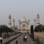 Bibi ka Maqbara: Mini Taj Mahal??